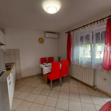 Bernarda Apartmán *