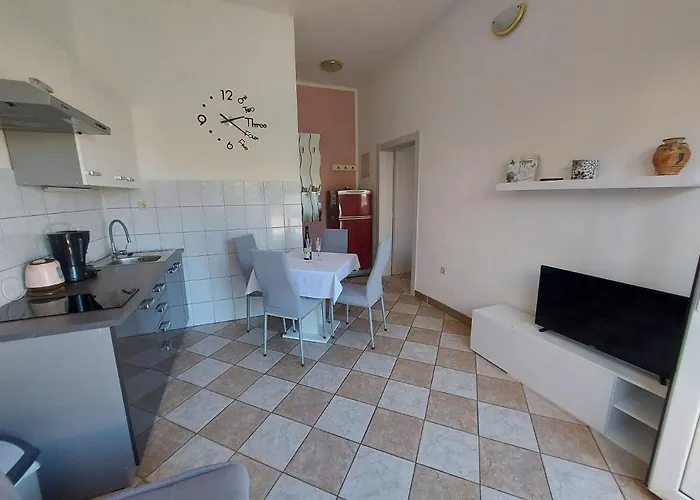 아파트 Bernarda 크르크