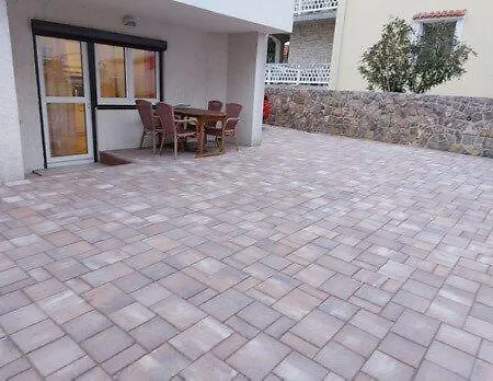 Bernarda Apartment *
